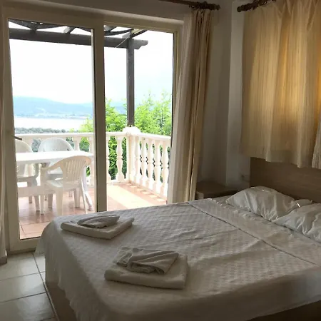 Flamingo Country Club Holiday Aparts * Bogazici